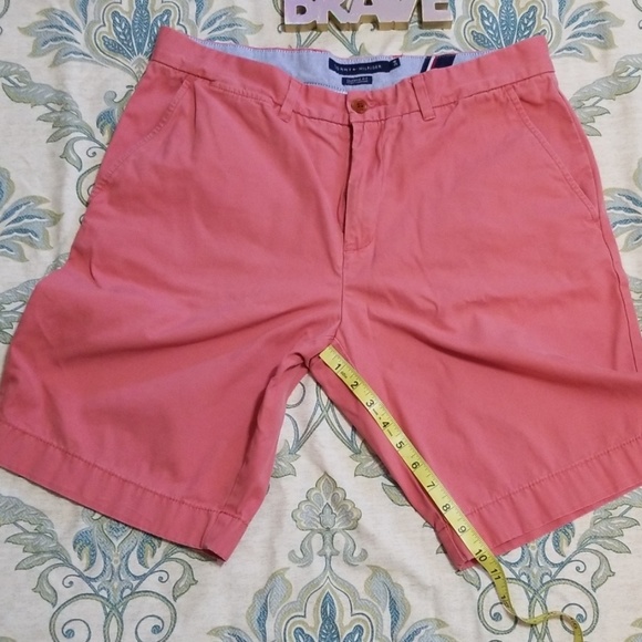 Tommy Hilfiger Classic Fit Men's Shorts Size 34 - Picture 3 of 8